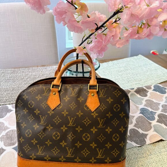 Louis Vuitton Alma PM Monogram Canvas Satchel โ Vintage 2004 โ Excellent Conditi - Picture 8 of 16